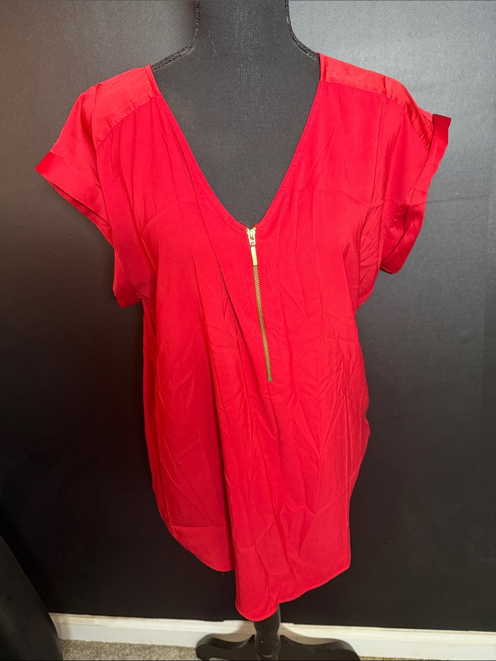 Express Women's Red V-Neck Zip Front Blouse Size L